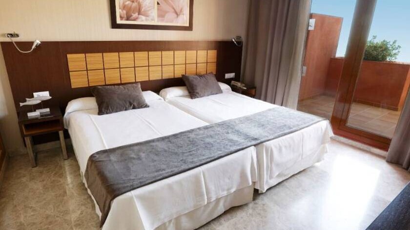 Holiday World Polynesia Hotel